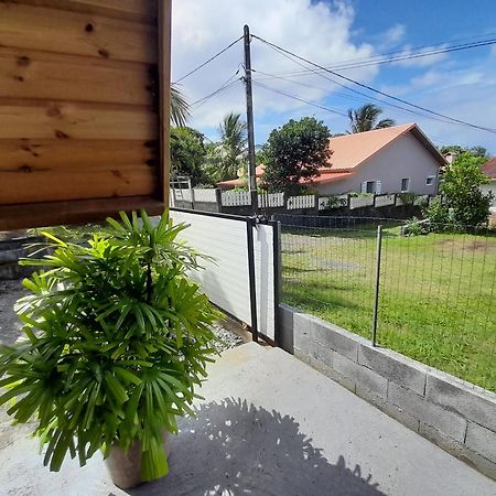 סן-פיליפ Charmant Chalet Avec Jacuzzi, L'Ile O Vert מראה חיצוני תמונה